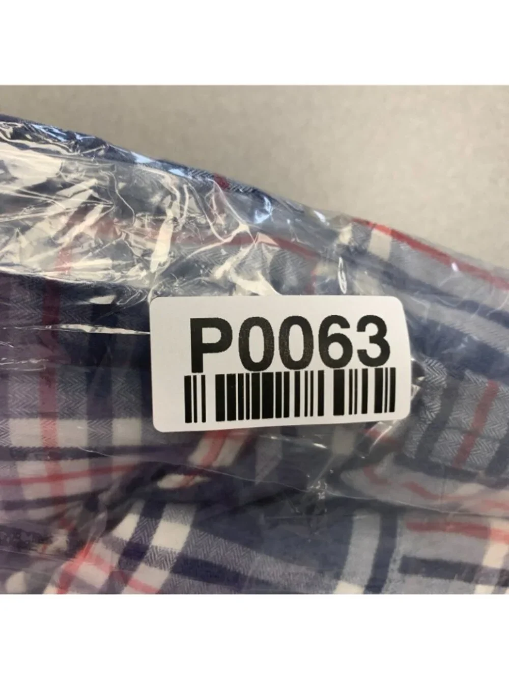 Banana Republic Men's Medium Slim Fit Plaid Button-Down Shirt Blue/Red P0063